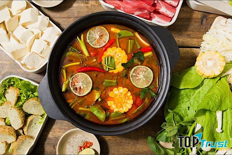 Lẩu Thái chua cay