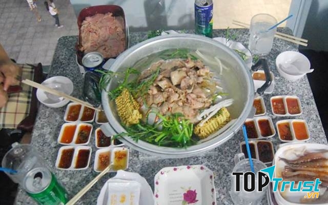 Lẩu ở nhà hàng Thái Lan số 7