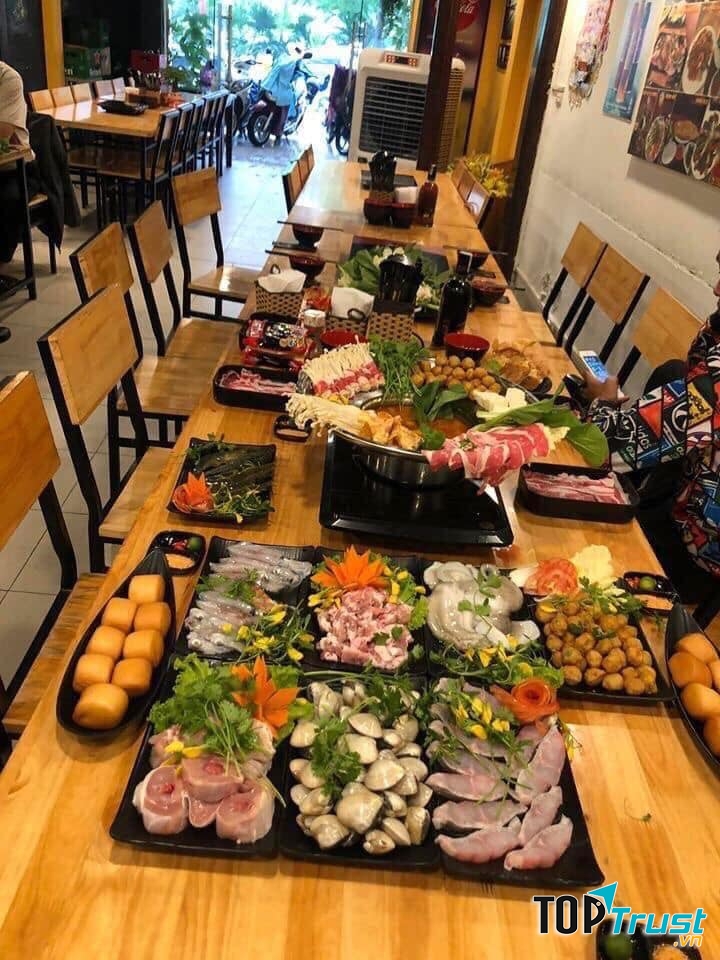 Lẩu Pháp 65 Nguyễn Khang (Cô Hai Lẩu Mắm Cần Thơ)