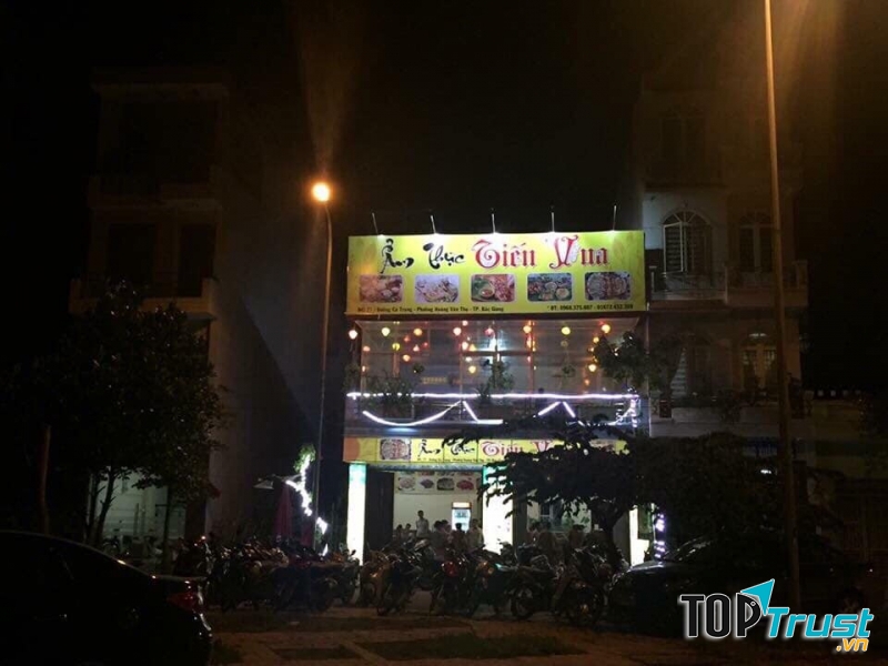 Không gian thoáng, mát mẻ, hải sản tươi ngon lại rẻ cộng với chất lượng phục vụ nhiệt tình, nhanh chóng