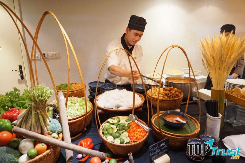 Lautrec Cafe - De L'Opera Hanoi Hotel