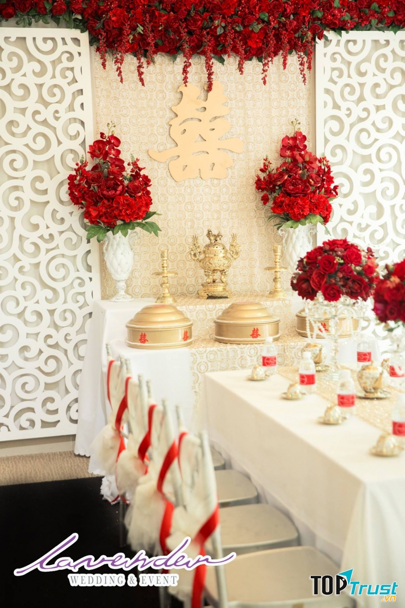 Lavender Wedding Planner