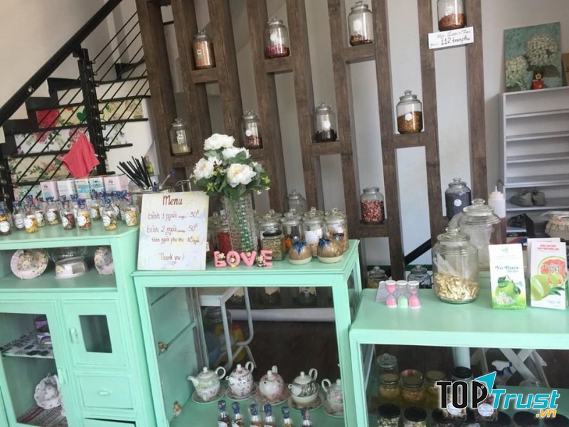 Lavie’s Tea & Coffee