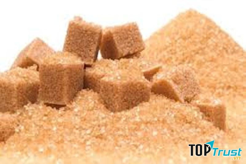 Lấy cao răng tại nhà bằng đường nâu