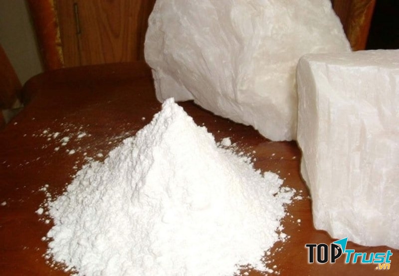 Sử dụng vôi tôi để loại bỏ cao răng