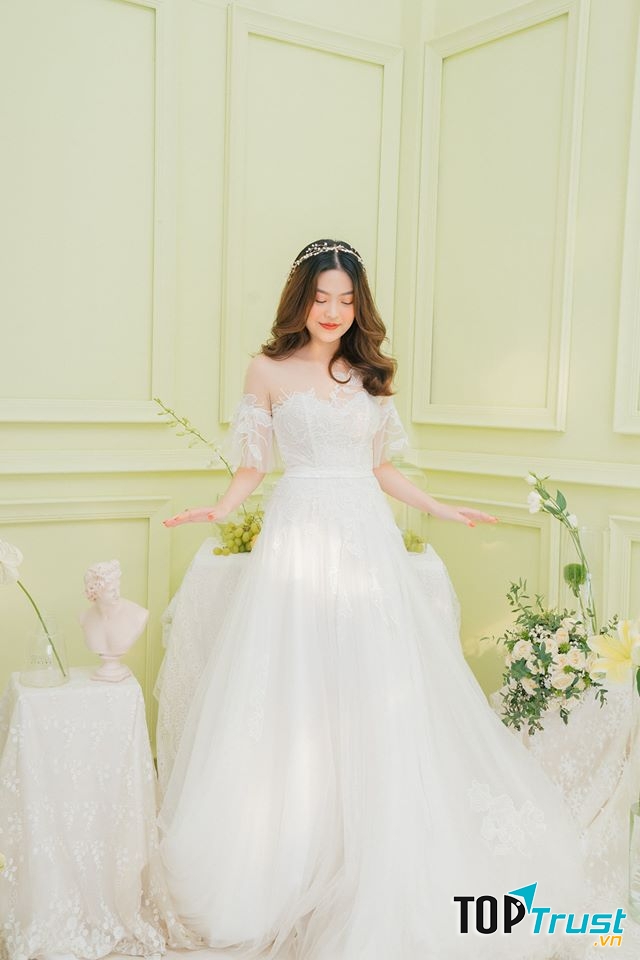 Layla Bridal