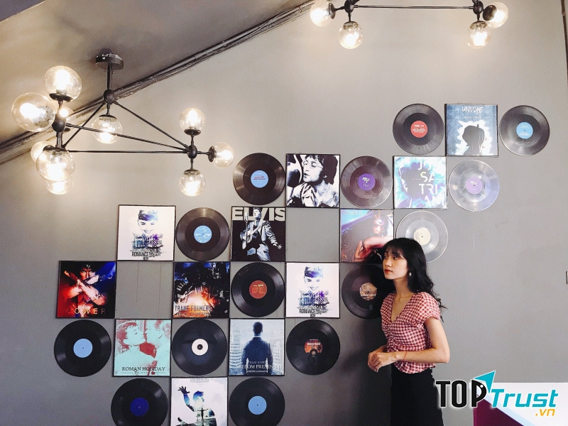 Le Dahlia - Coffee • Cinema • Event