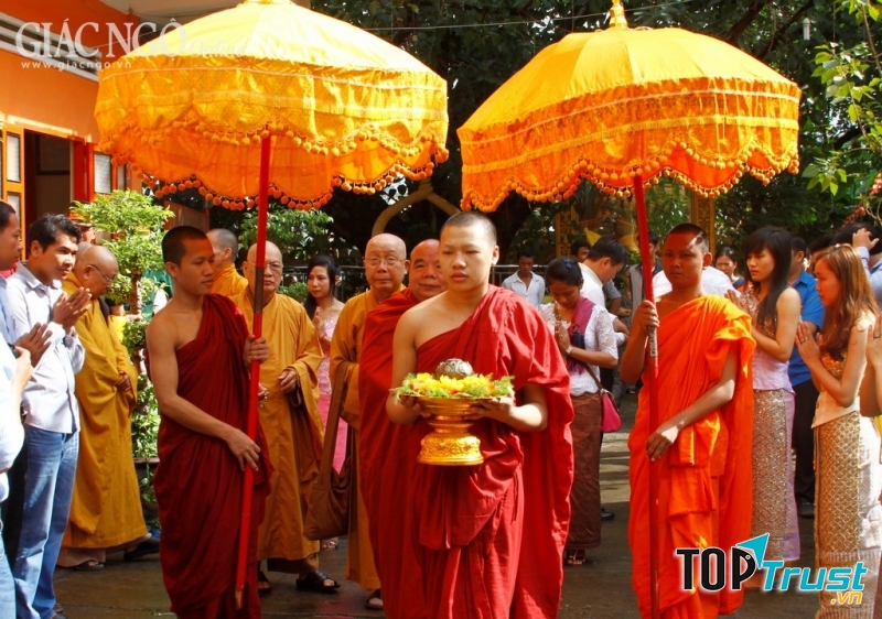 Lễ Đôn Ta - Dolta