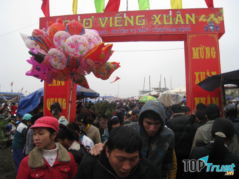 Lễ hội chợ Viềng