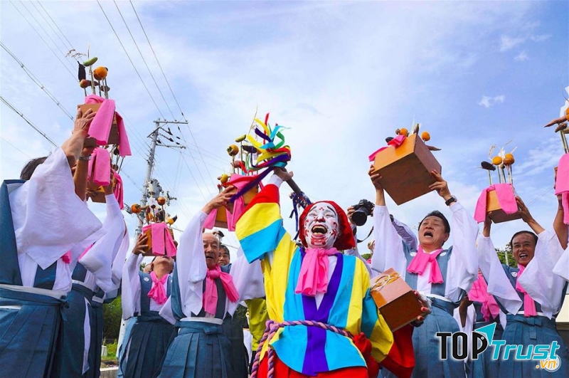 Lễ hội Cười (Warai Matsuri/ Nyu Matsuri)