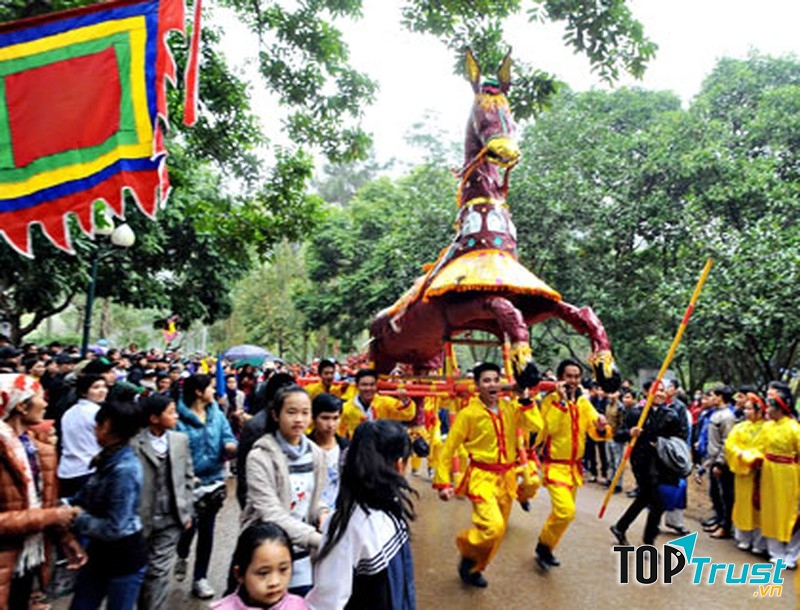Lễ hội Đền Gióng