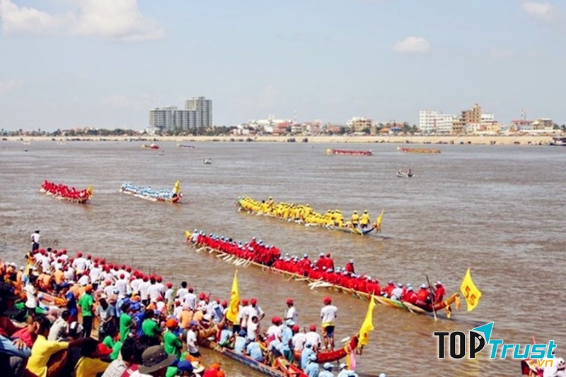 Lễ hội nước, thủ đô  Phnom Penh, Campuchia