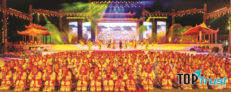 Lễ hội Phủ Dầy