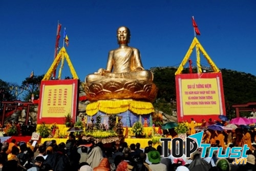 Lễ hội xuân Yên Tử tại tỉnh Quảng Ninh