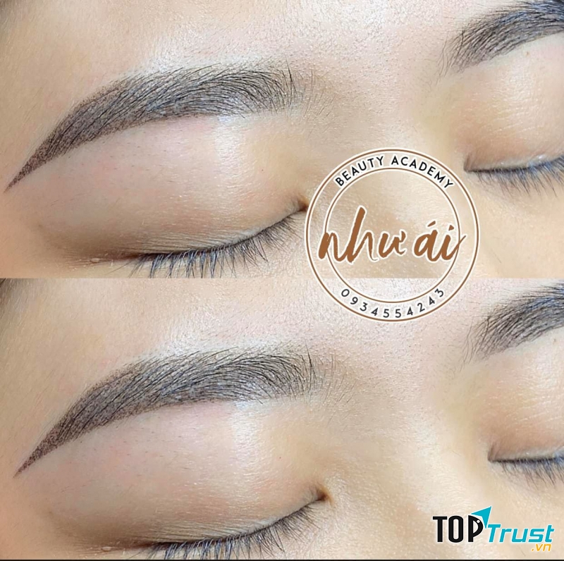 Lê Như Ái điêu khắc chân mày (A+ Home)