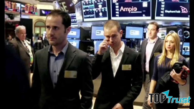 đừng quá quan tâm đến những việc đã qua