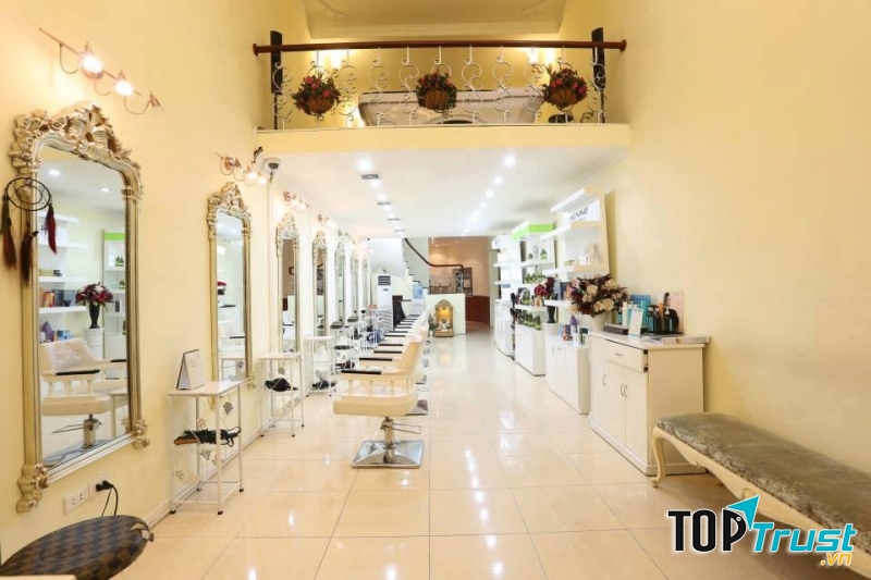 Không gian sạch sẽ, sang trọng tại Le Soleil Hair