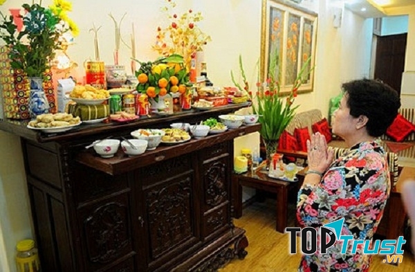 Sự thiêng liêng của lễ Tất Niên