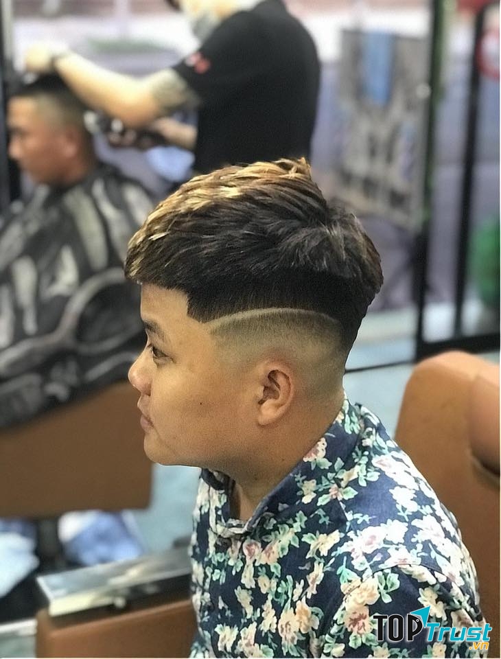 Một kiểu tóc nam đã hoàn thành