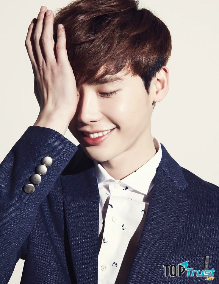 Lee Jong Suk