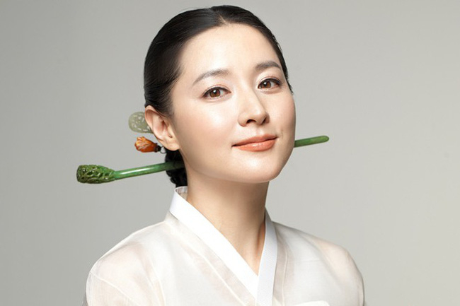 Lee Young Ae