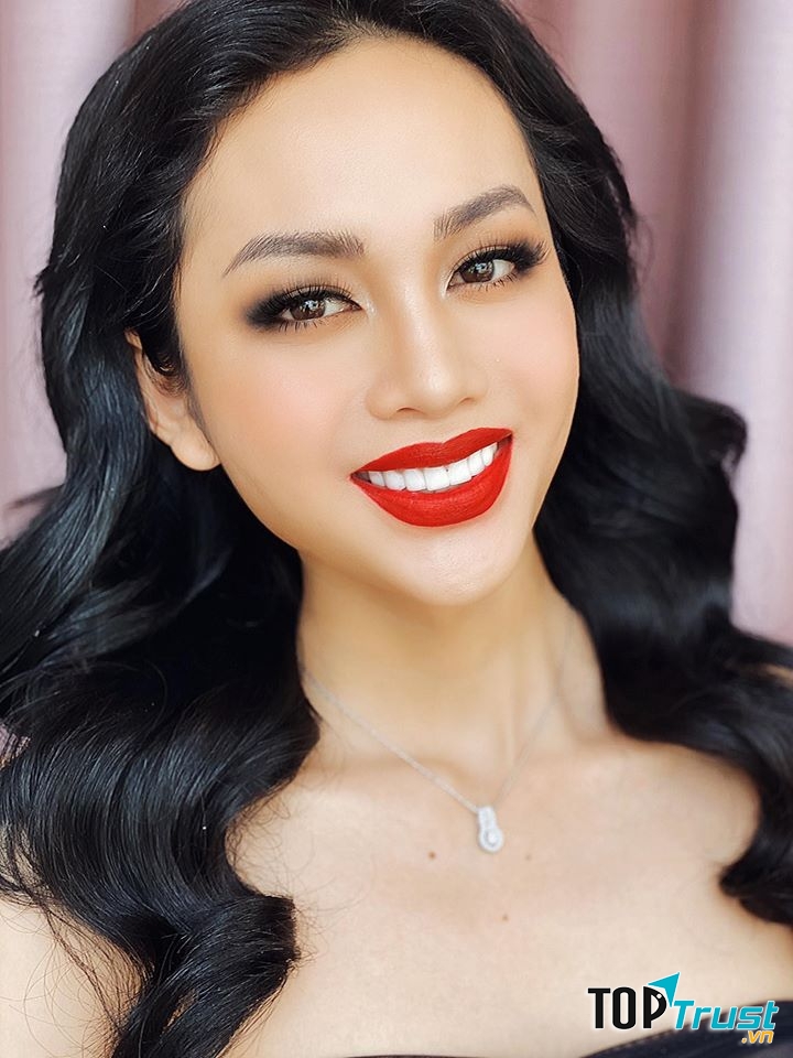 Lele make up & beauty