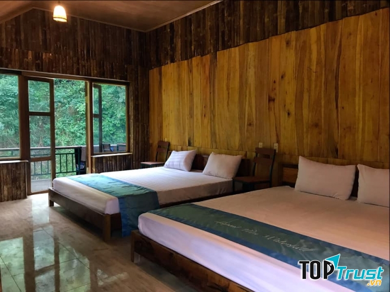 LePont Bungalow Hostel