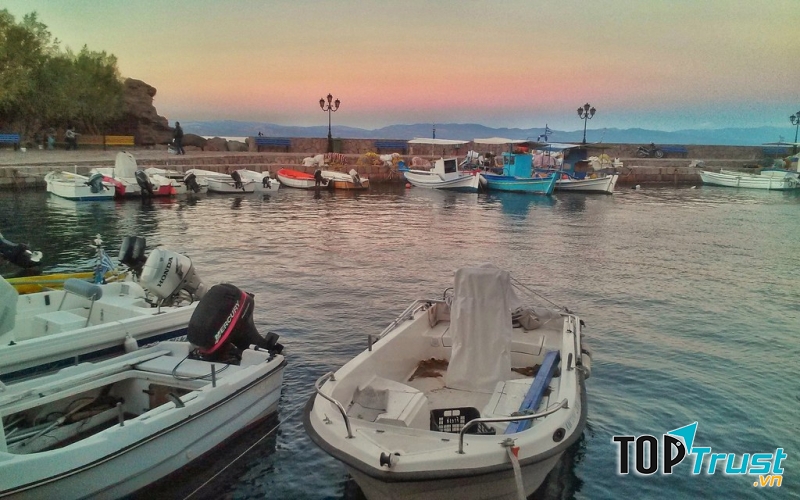 Lésvos là một hòn đảo nghỉ dưỡng lý tưởng