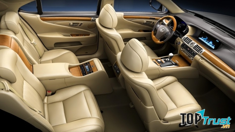Lexus LS600HL (116 nghìn USD - 2,58 tỷ đồng)