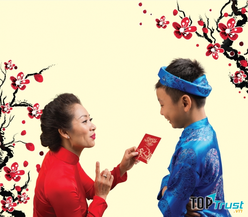 Người lớn sẽ lì xì cho trẻ em với lời chúc hay ăn chóng lớn