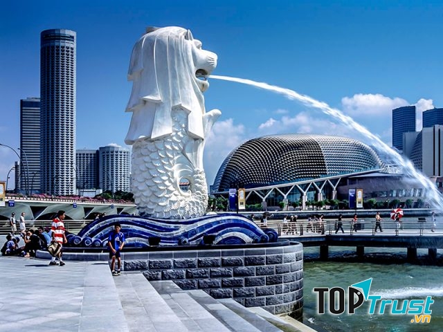 Tượng sư tử biển tại Singapore