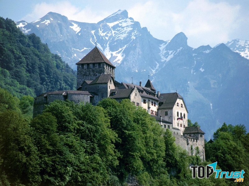 Liechtenstein: Quốc gia nhỏ, tầm vóc lớn