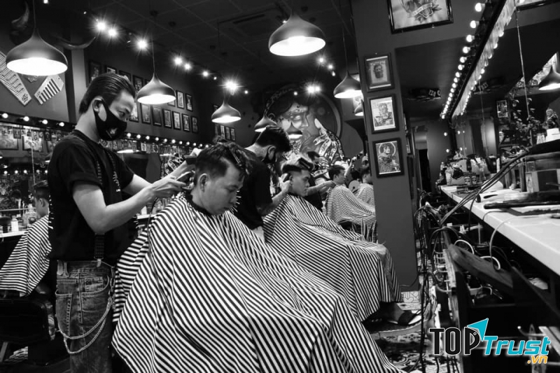 Liem Barber Shop