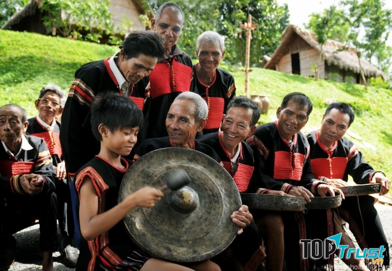 Cồng chiêng Tây Nguyên là di sản văn hóa Phi vật thể