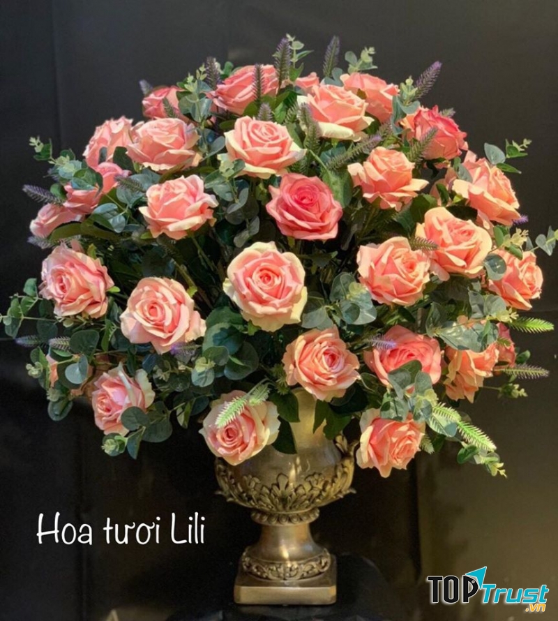Lili Flowers