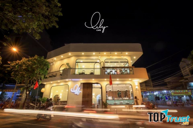 Lily Cafe