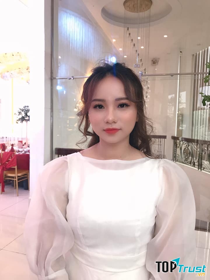 LiLy Makeup & Bridal