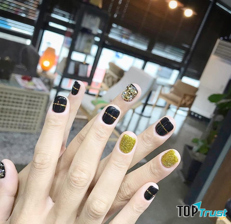 LiLy Nail