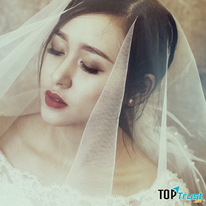 Linh Baby Makeup Artist