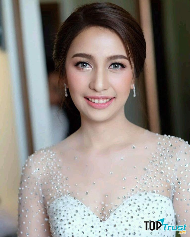 Linh Baby Makeup Artist