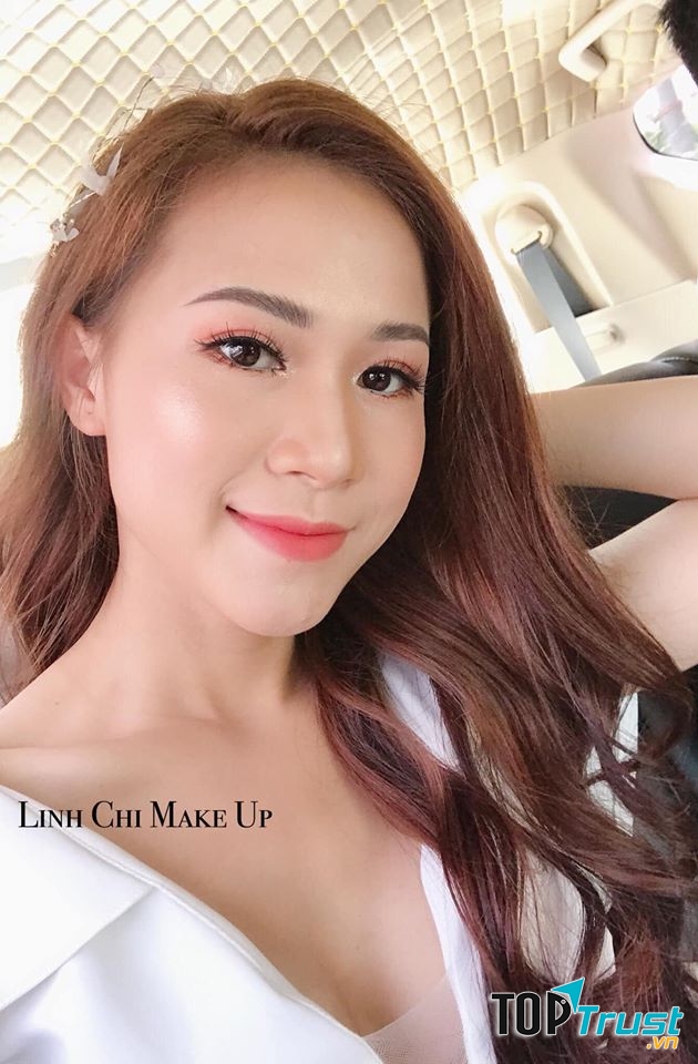 Linh Chi Make Up Academy