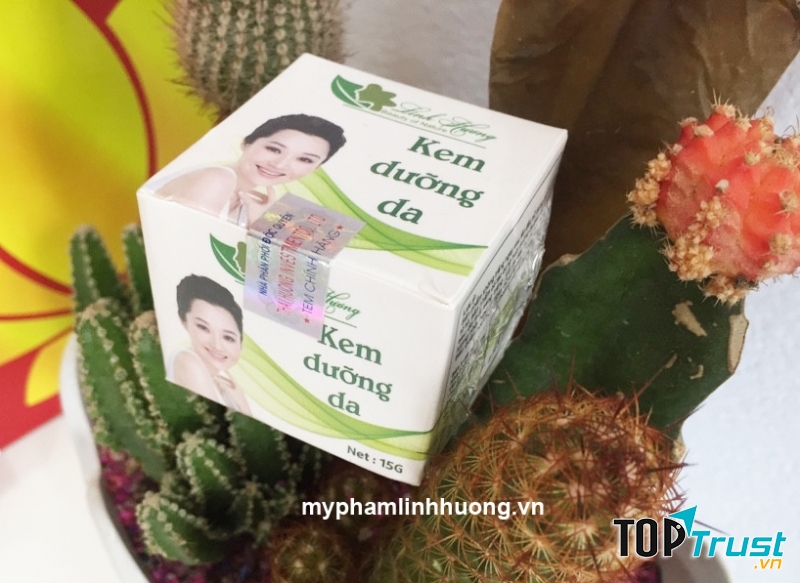 Kem dưỡng da Linh Hương