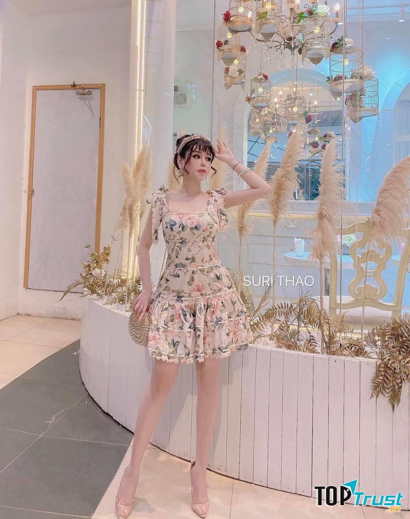 Shop hướng đến phong cách sang chảnh, quý phái.