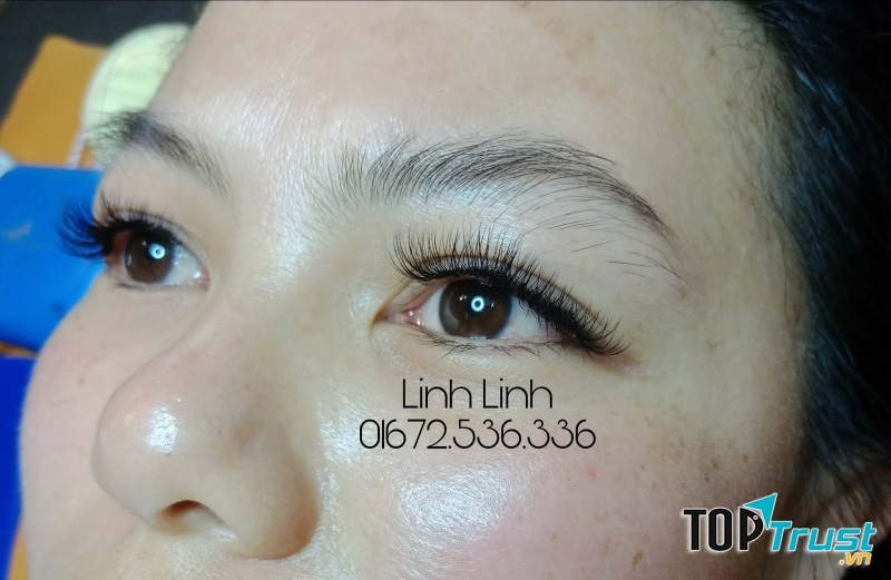 Linh Linh Nối Mi