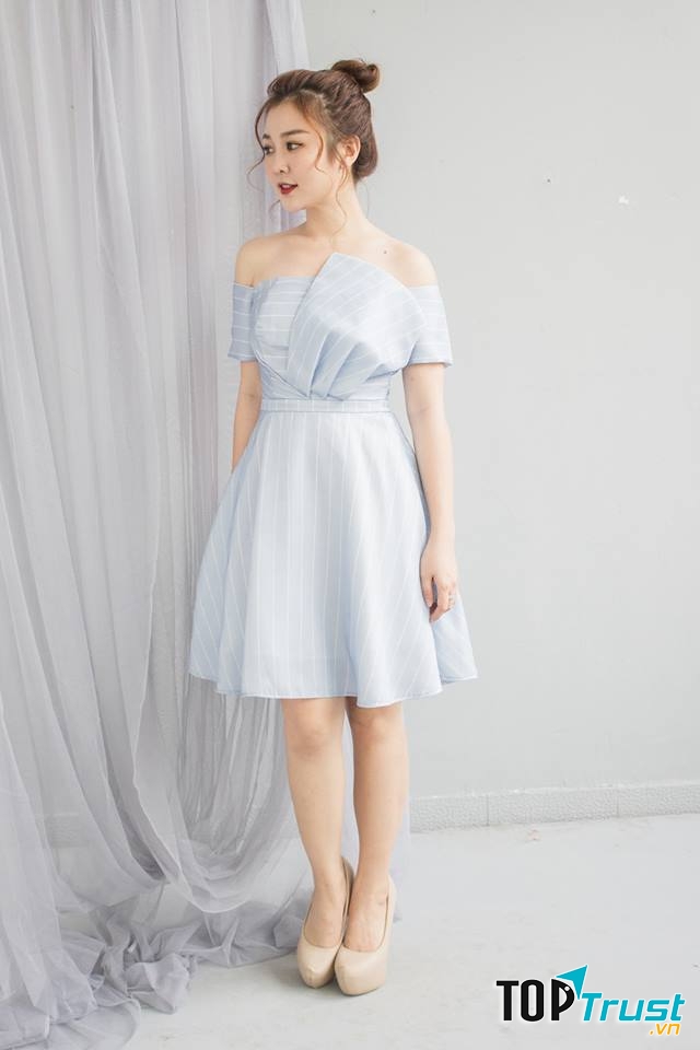 Mẫu váy nhẹ nhàng, thanh lịch