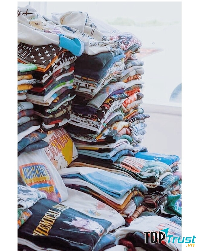 Cả một kho áo Retro USA cho các bạn tha hồ chọn lựa.