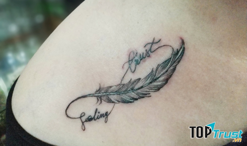 Loc.tattoo