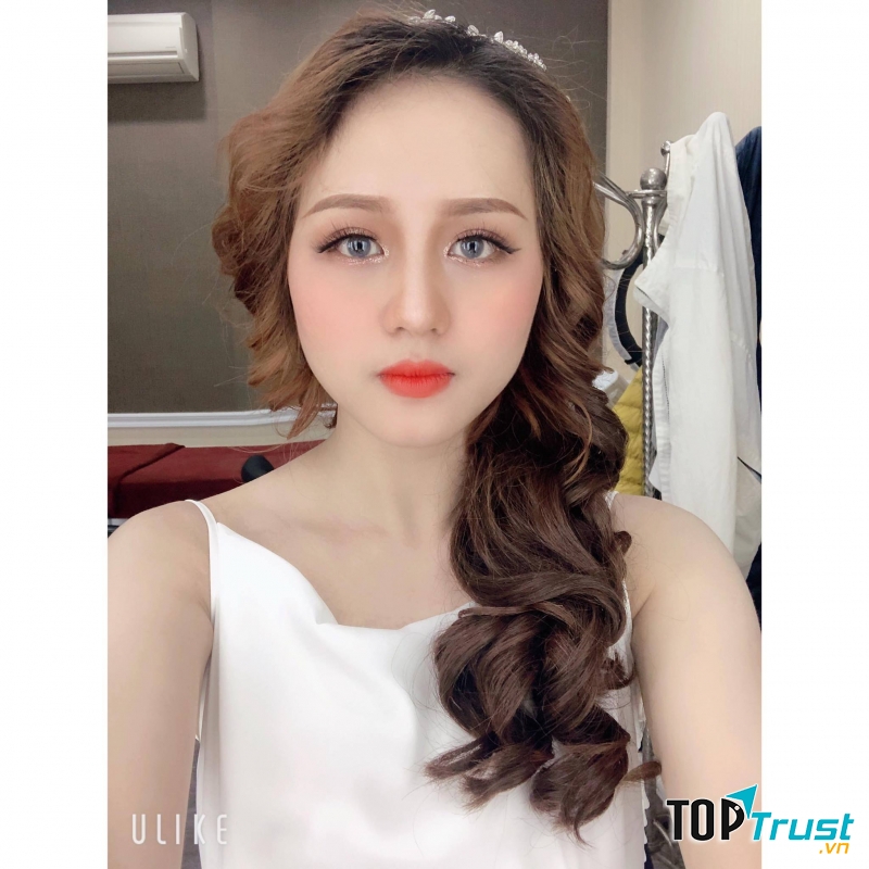 Loda Trần Make Up