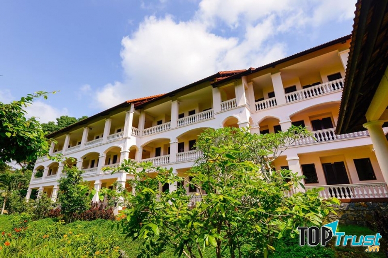 Lodge Resort