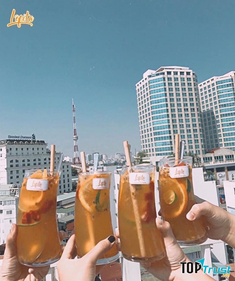 Lofita Drinks - Love At First Taste
